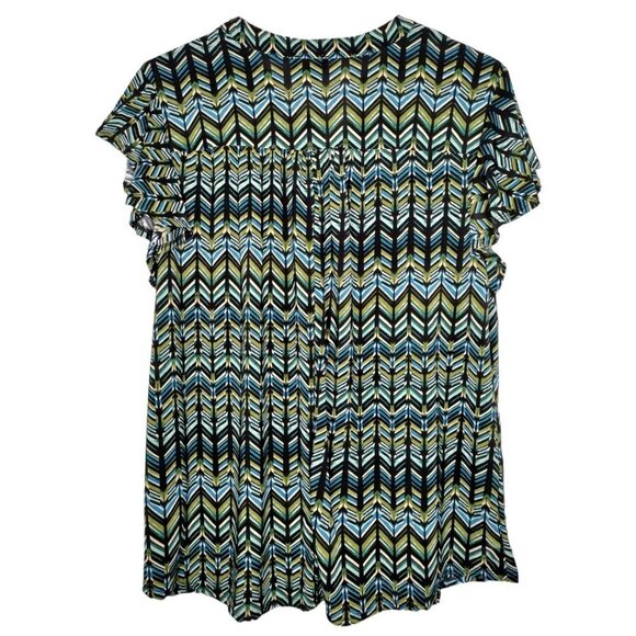 NWT Cocomo Plus Size 1X Multicolor Pintuck Short Fluttered Sleeve Top - Picture 2 of 4